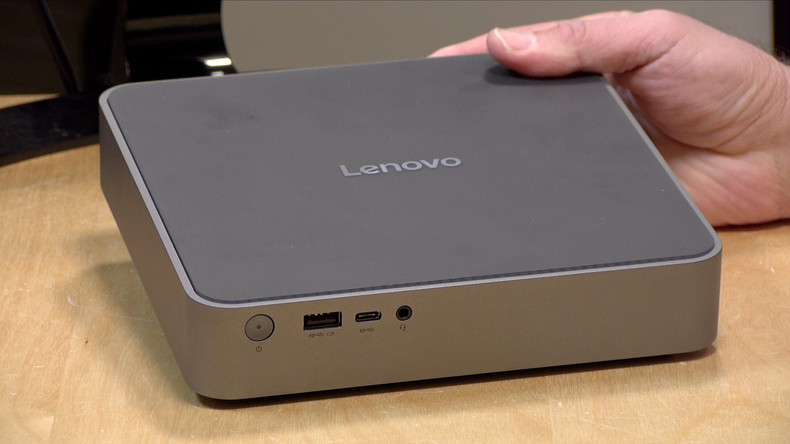 Needs More Linux: Lenovo IdeaCentre Mini X with ARM Snapdragon